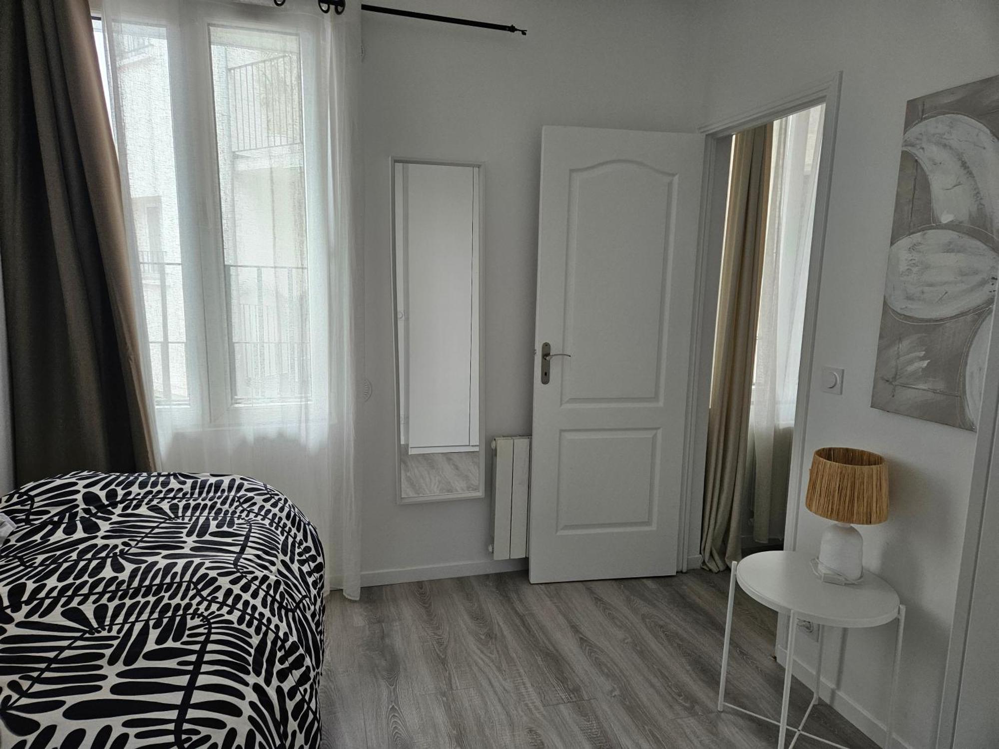 Studio Stade De France 17 Pour 4 Personnes Saint-Denis  Ngoại thất bức ảnh